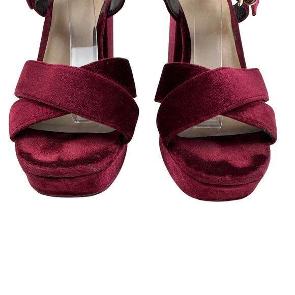 Mossimo Vintage Velvet  Strappy Goth Platform Block Heels Women's Size 8 - Picture 2 of 9